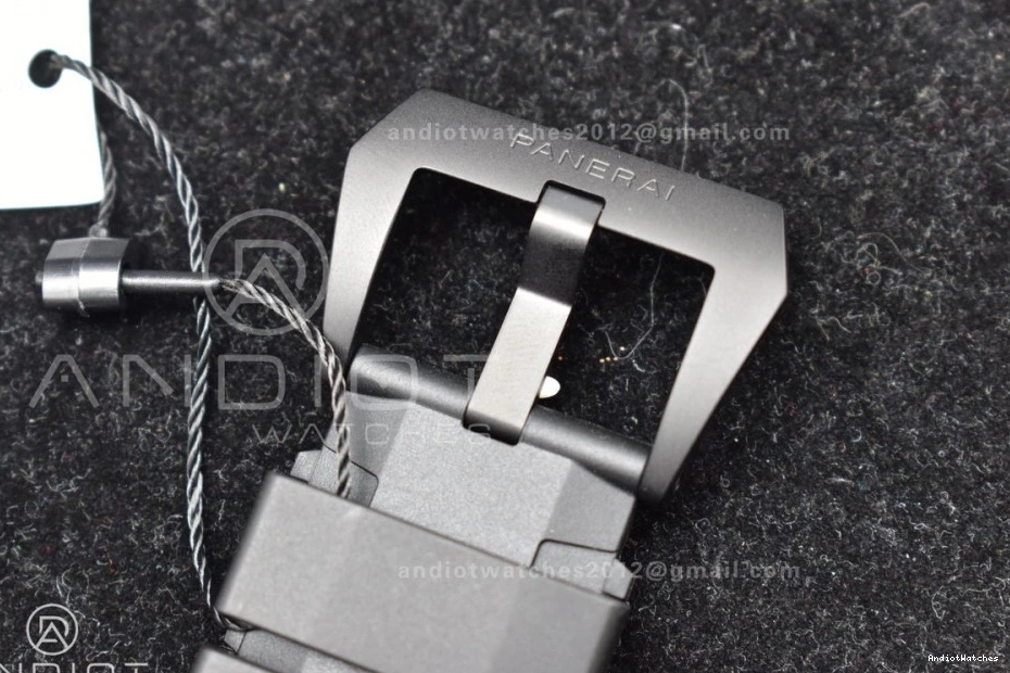 Submersible Rossa Luna Factory VS Elegant 47mm 1039 GMT PAM 1200 0115